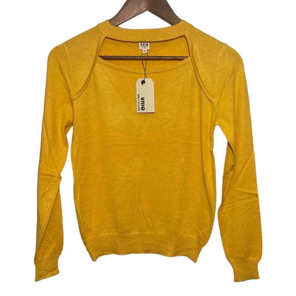 UNIQ Yellow sweater with cut out on the chest - S/M - NWT